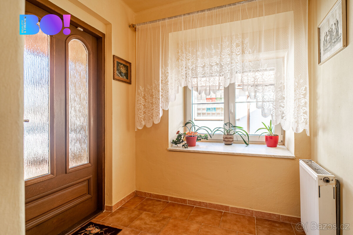 Prodej dvougeneračního rodinného domu, 442 m², pozemek 2 875 - 9