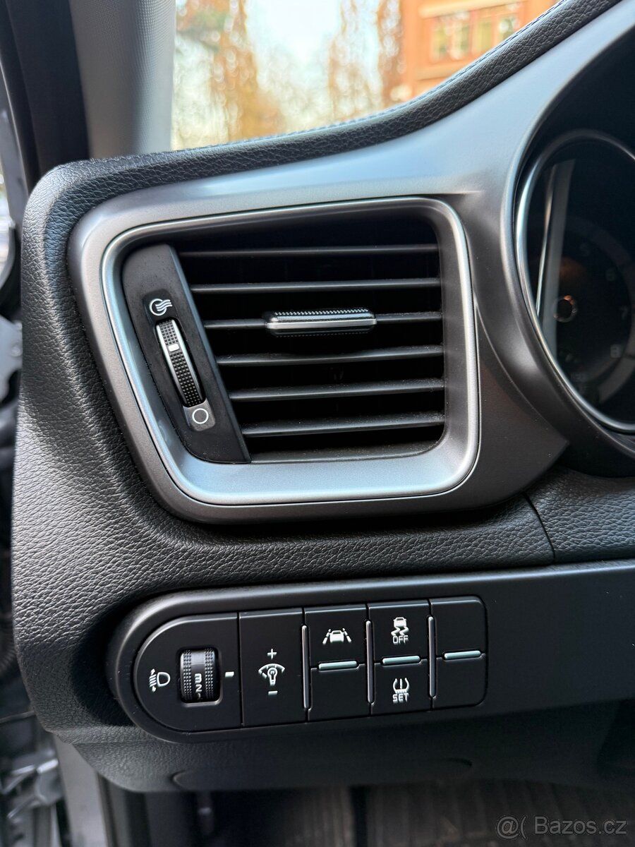 Kia Ceed SW 1.4 103kw - 9