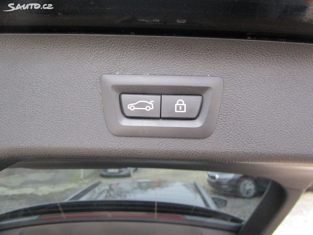 BMW Řada 5, 3,0xD-"4x4"-195KW-NOVÁ STK - 9