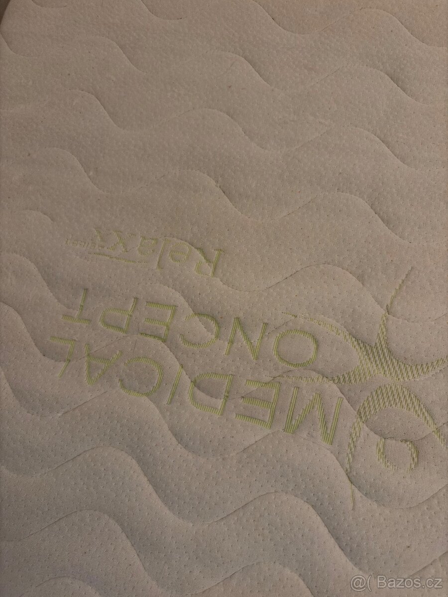 Manželská dřevěná postel 180x200. Původní cena 36tis. - 9