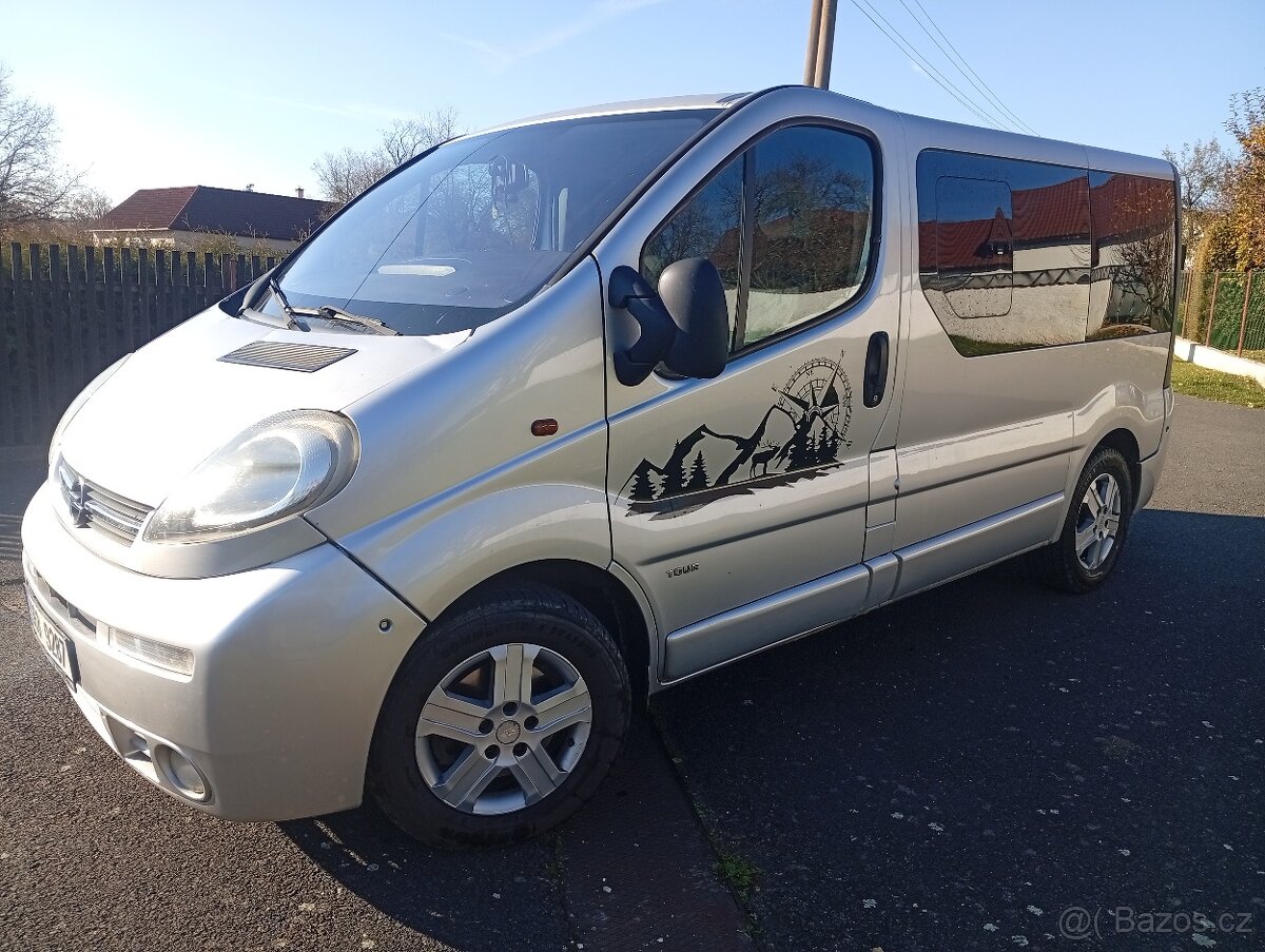 Opel vivaro Tour 2.5 /99kw - 9