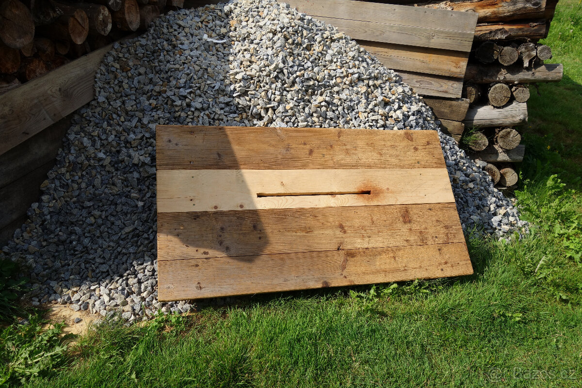 Stabilní elektromotor s cirkulárkou - 9