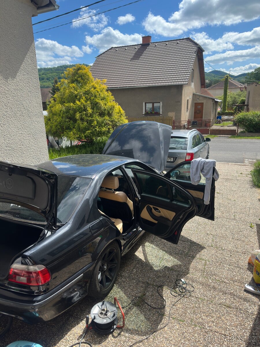 Bmw e39 530i manuál - 9