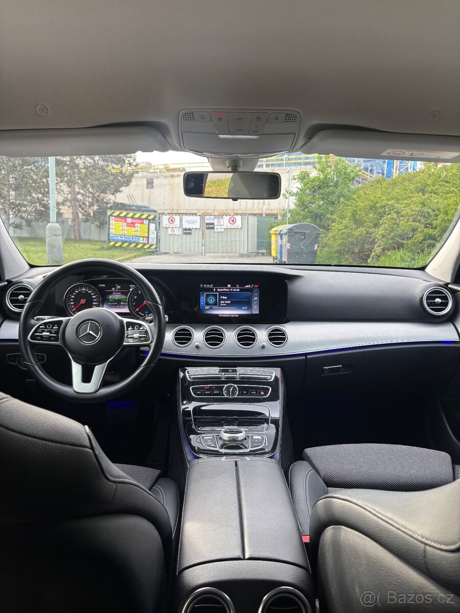 Mercedes-Benz E300e - 9