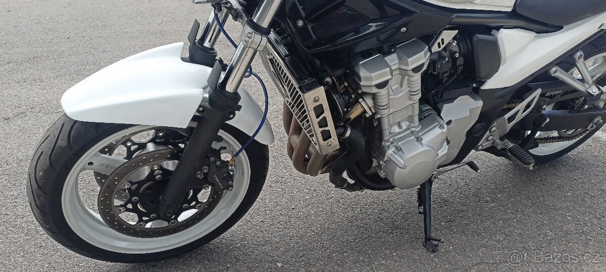 Suzuki GSF 650 Bandit - 35 kW - 9