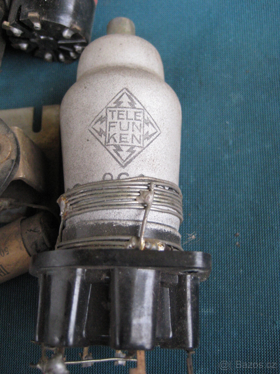 Staré lampy elektronky - 9