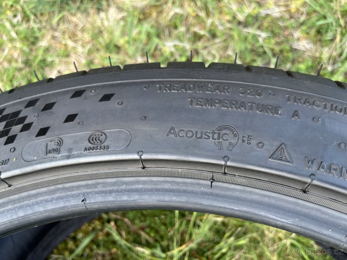 Michelin Pilot Sport EV 255/40 R20 - 9