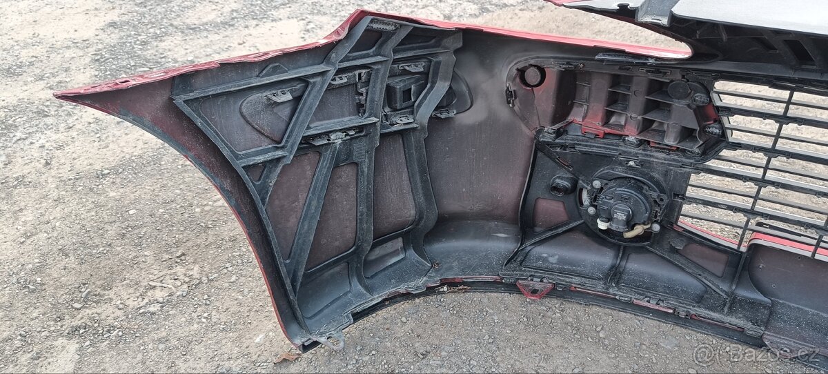 Přední nárazník Peugeot 307cc - 9