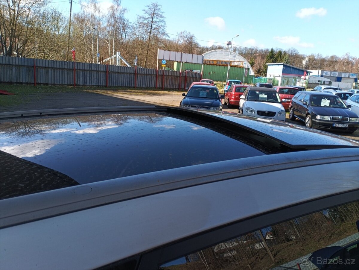 Kia Carens 7 MÍST - 9