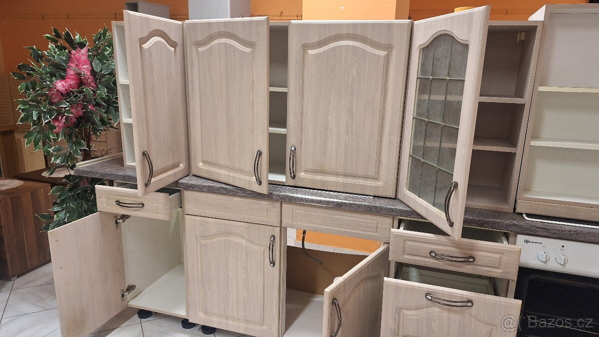 Kuchyňská linka německé výroby - 9
