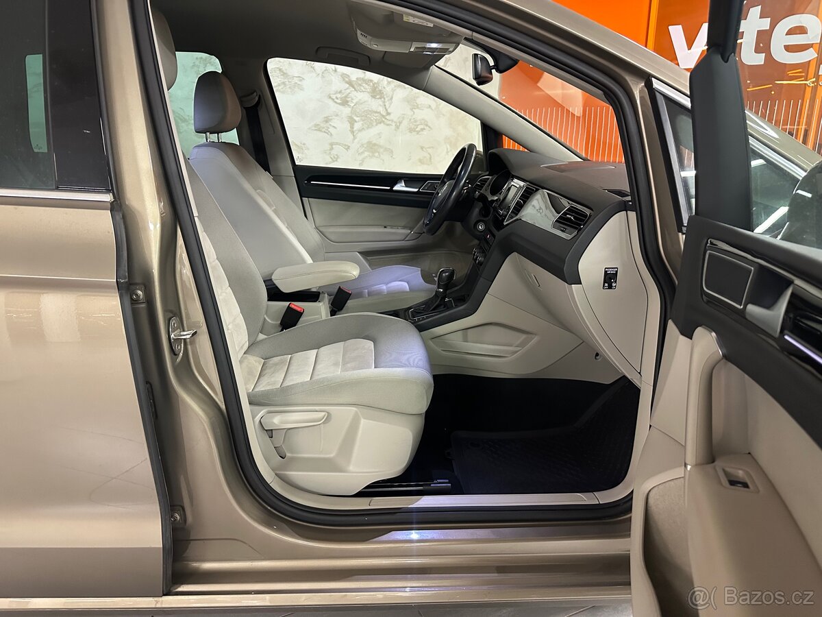 Volkswagen Golf Sportsvan 1.4 TSI HIGHLINE 110kw DSG - 9