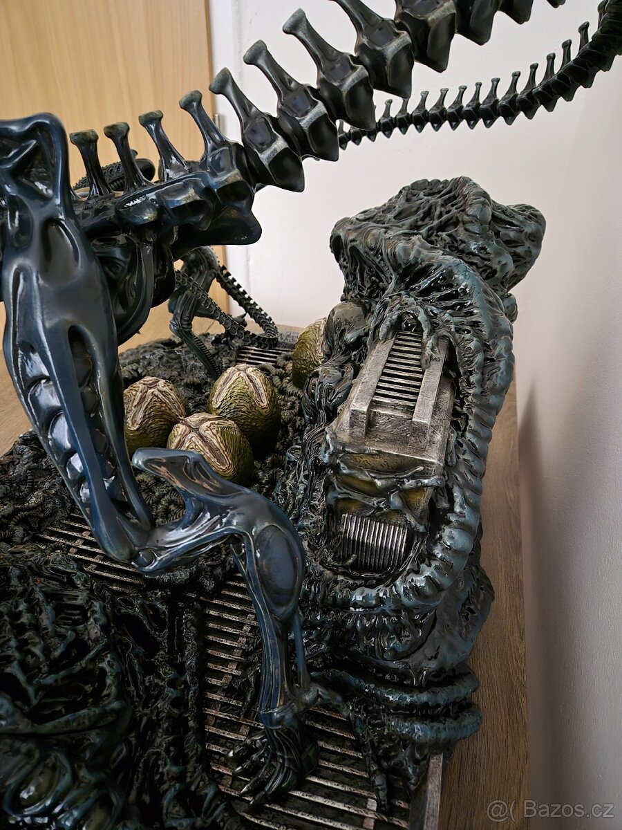 Alien Queen Prime 1 Studio - 9