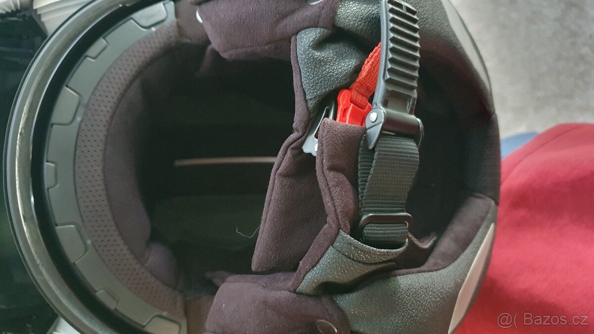 Nabízím super vyklápěcí helmu Schuberth E1 Endurance - 9