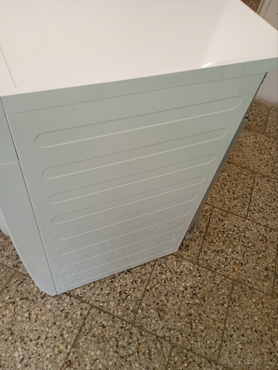 Sušička prádla s tepelným čerpadlem AEG - 9