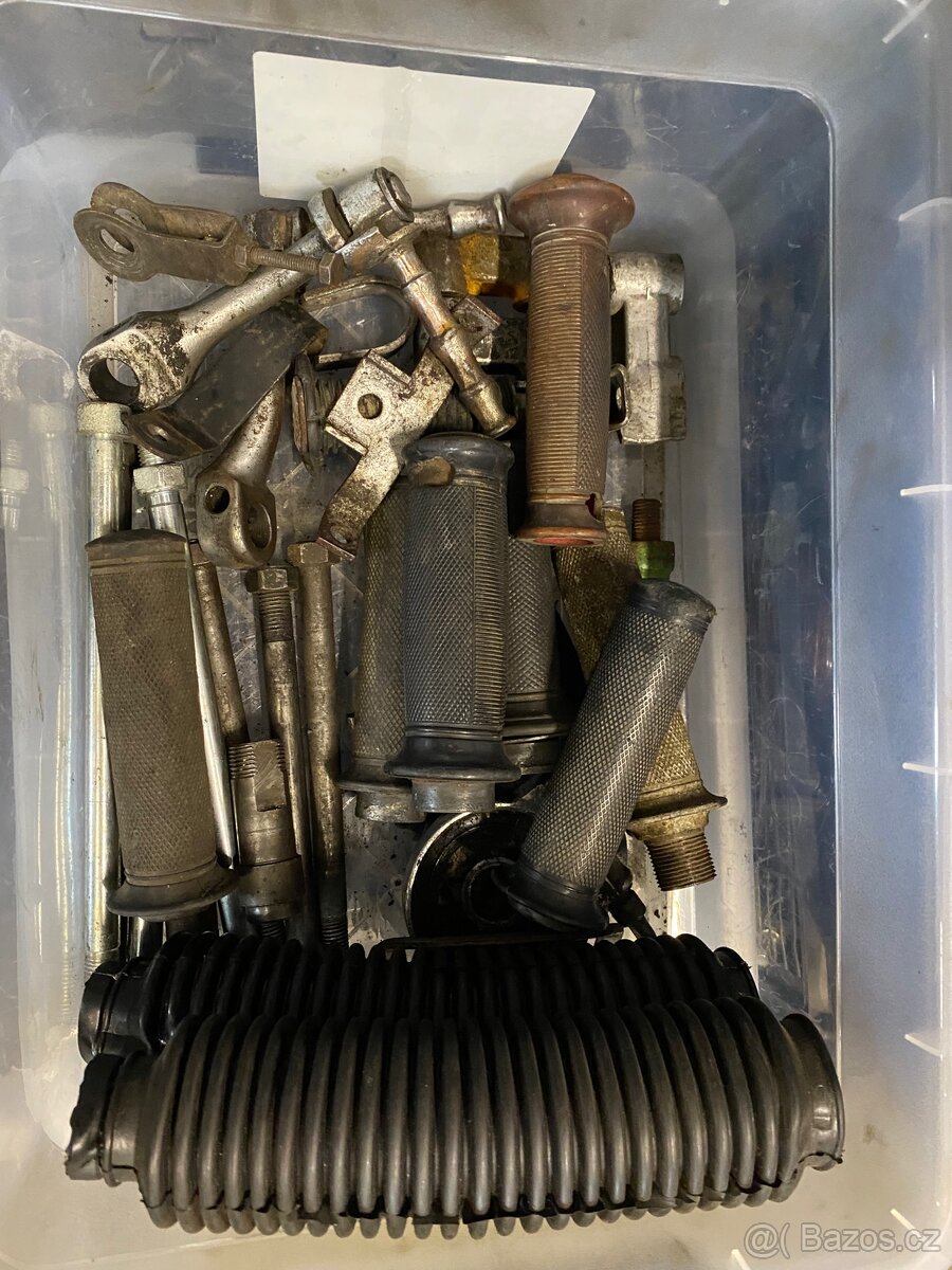 Jawa pionýr díly - 9