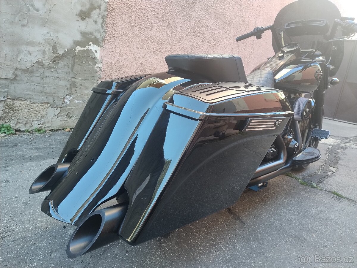 HARLEY DAVIDSON ROAD KING FLHR CUSTOM SPECIAL - 9