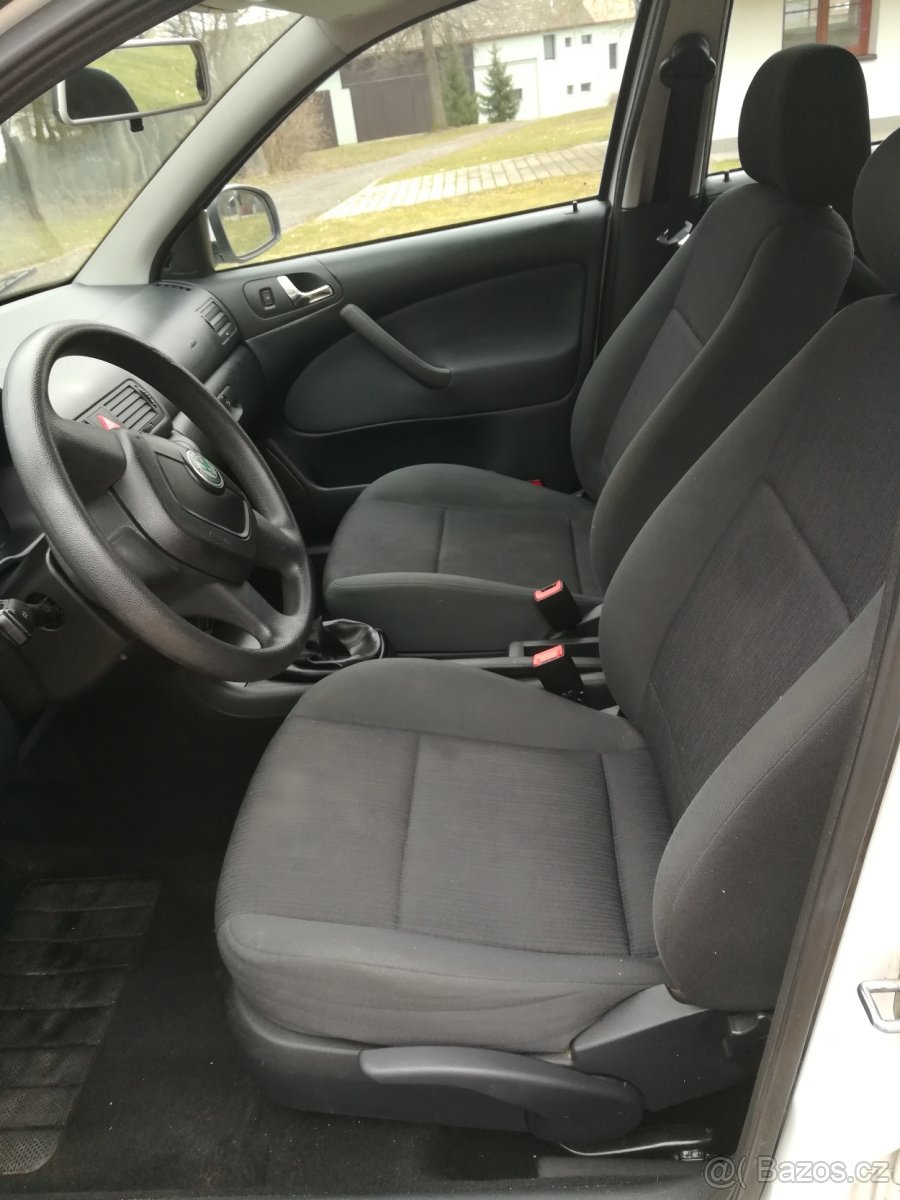 ŠKODA OCTAVIA TOUR - 9