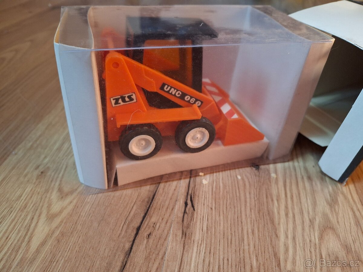 Igra retro nakladač UNC - 9