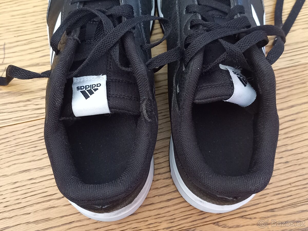 Tenisky/boty/botasky Adidas Tensaur vel. 37 1/3 - 9