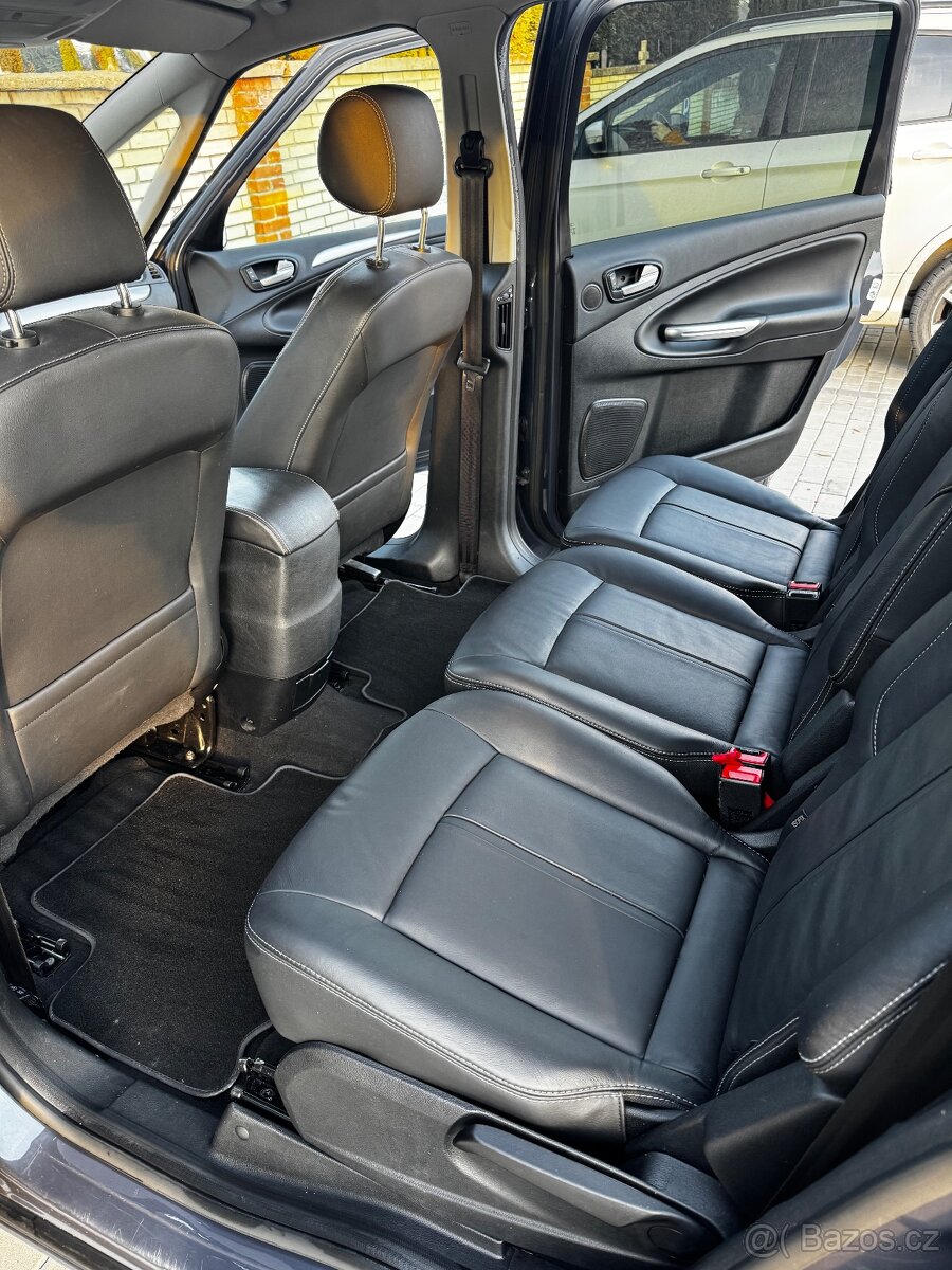 FORD S-Max - 9
