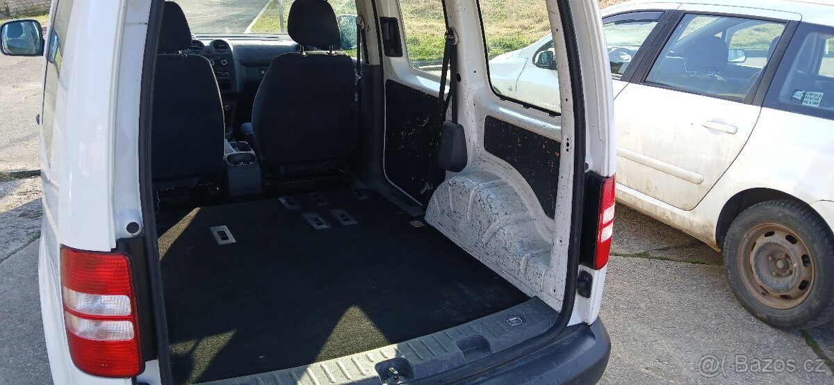 Volkswagen Caddy 1.6 Tdi - 9