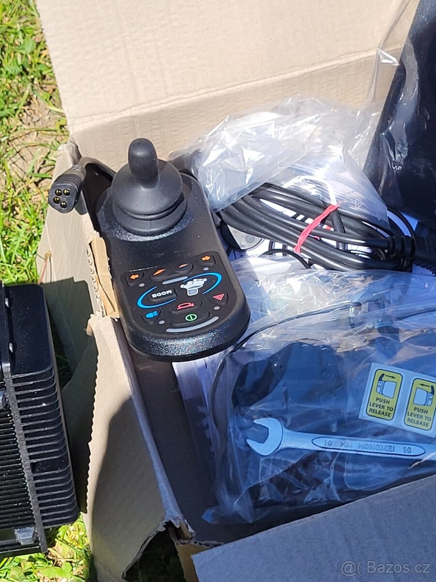 Prodám el. Vozík zn. Quickie (šestikolový) - 9