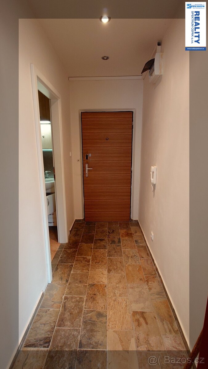 Prodej bytu 1+1 35 m², Praha - Kamýk - 9