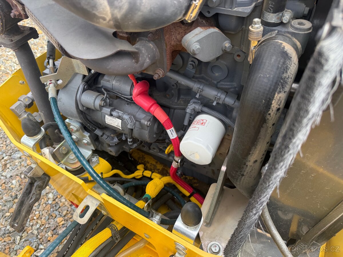 Vibrační válec Bomag BW120 - 9