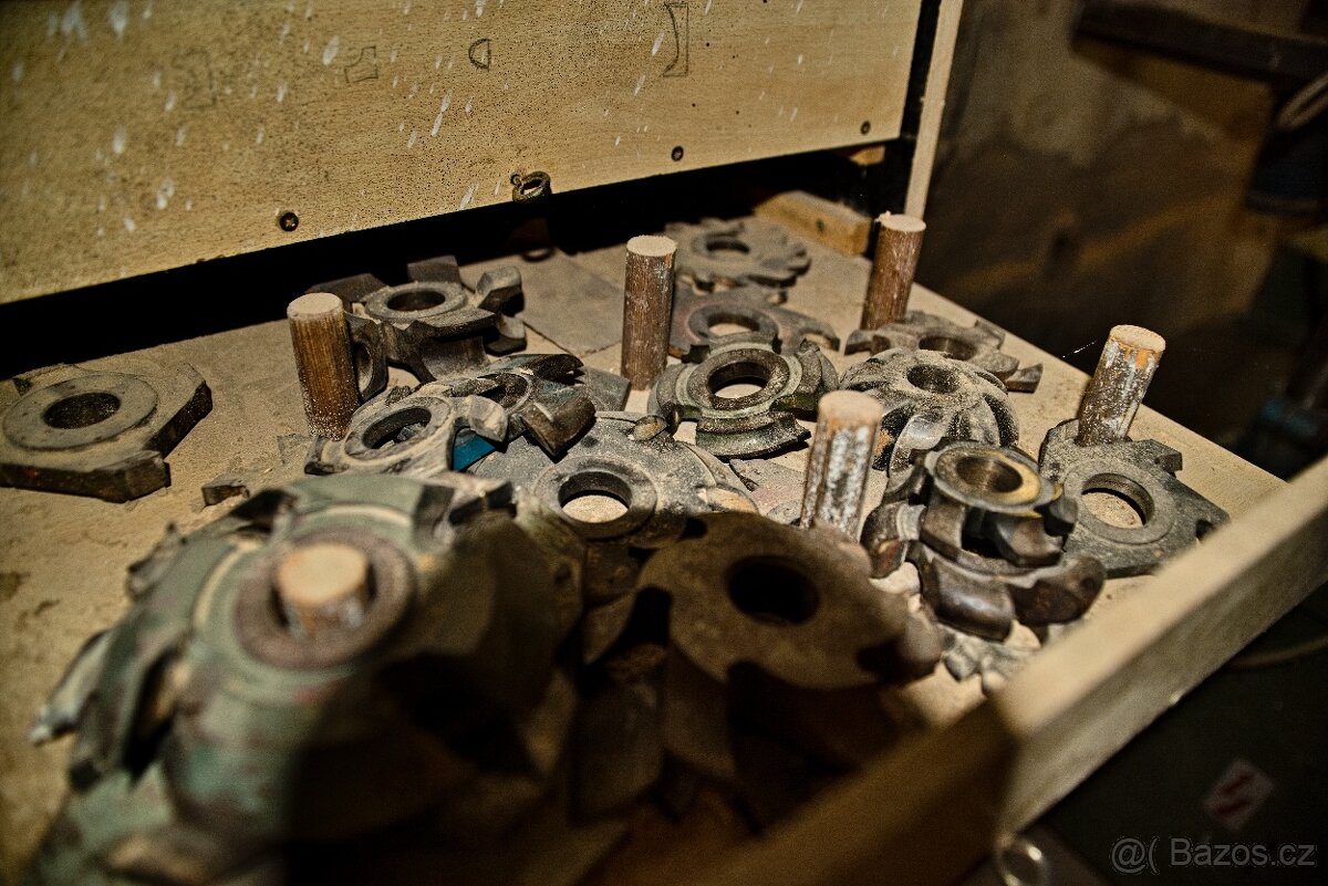 Vybavení dílny - 9