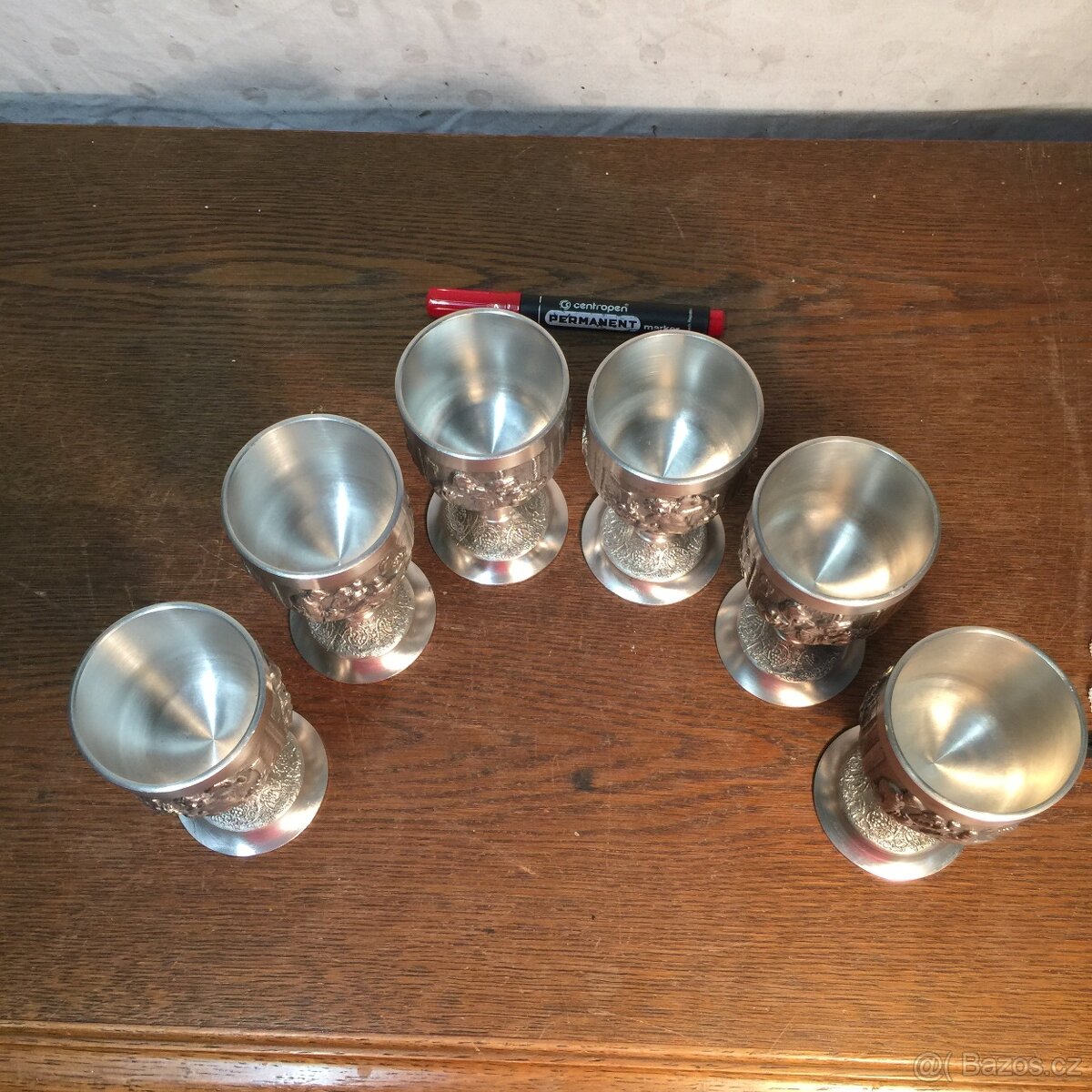 cínové číše zbobené poháry masivní 2 kg cínu TOP stav - 9