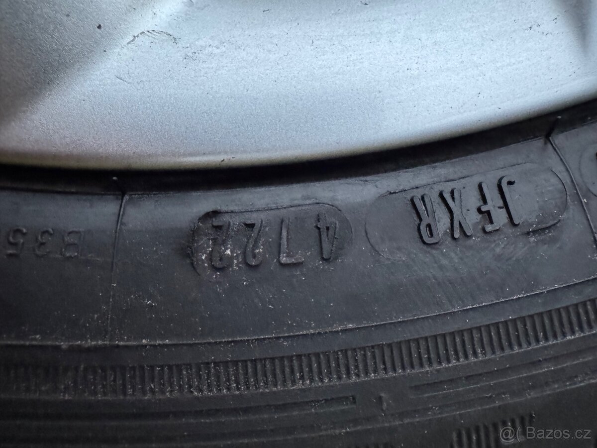 Originální Alu Škoda Octavia +letni pneu DUNLOP 205/60 R16 - 9
