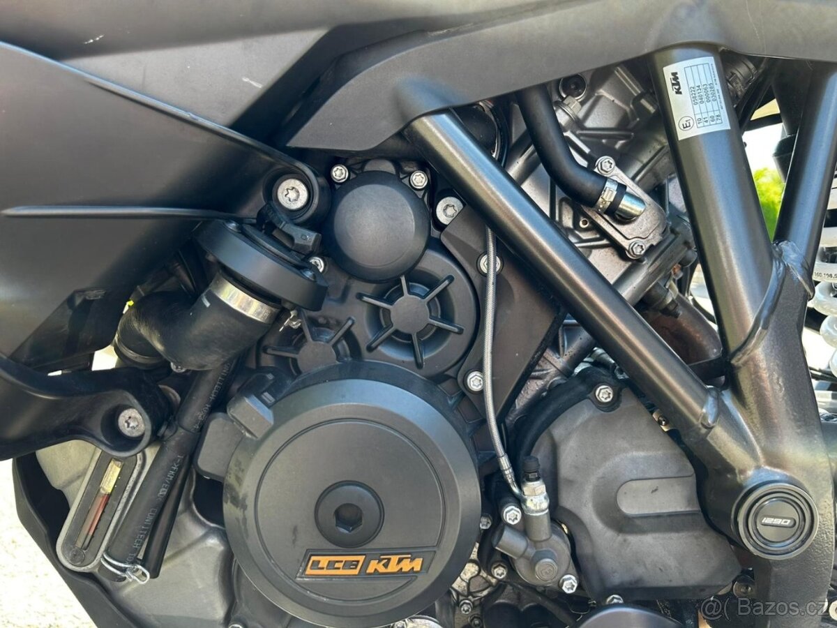 KTM 1290 Super Adventure S - 9