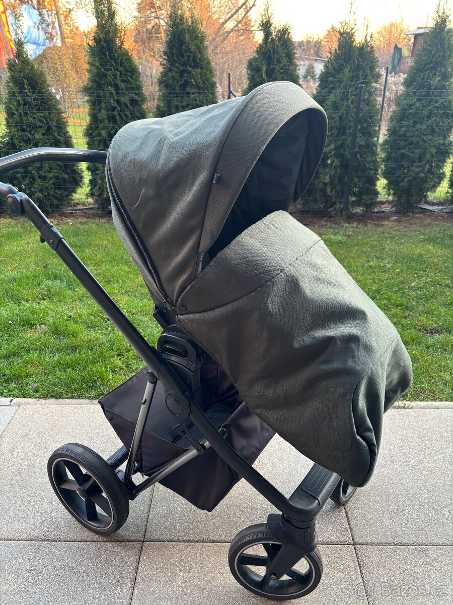 Kočárek Roan Ivi - Forest green - 9