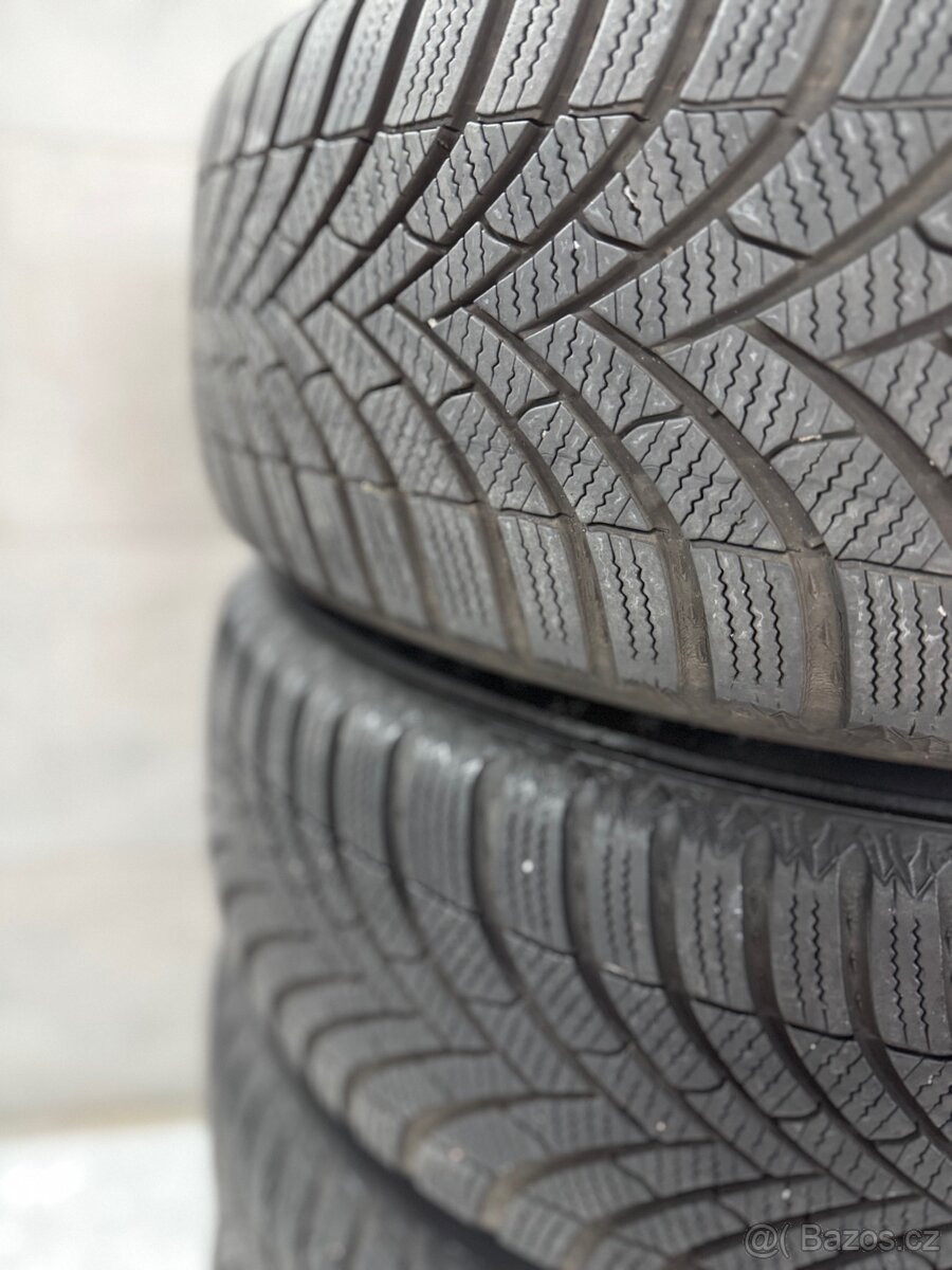 ORIGINÁLNÍ ZIMNÍ ALU SADA ARTEON R17 - 9