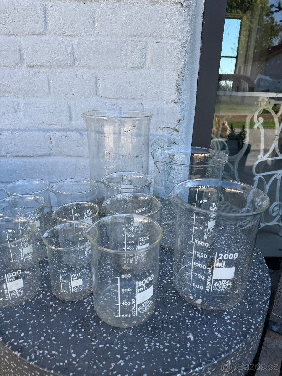 Laboratorni sklo - 9