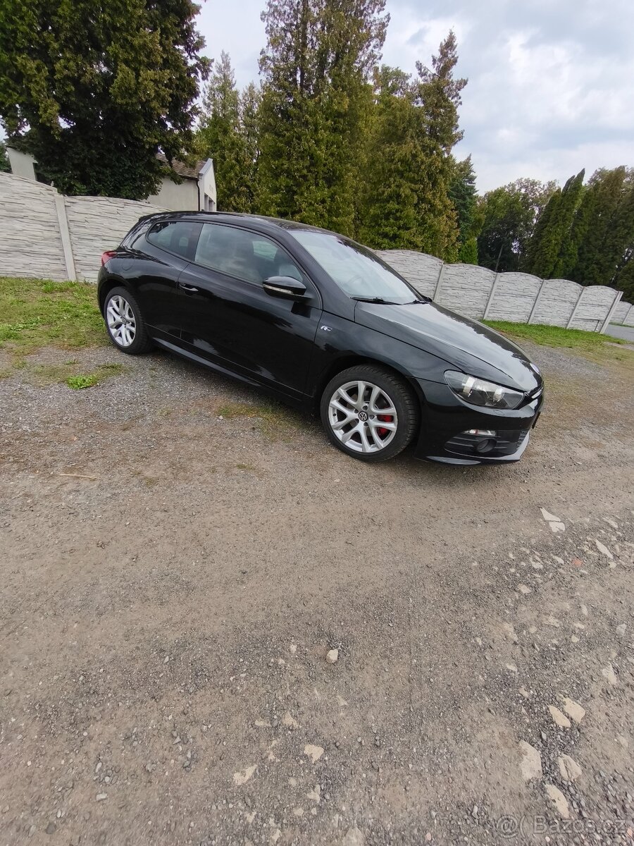Vw Scirocco 2.0 tdi R-line - 9