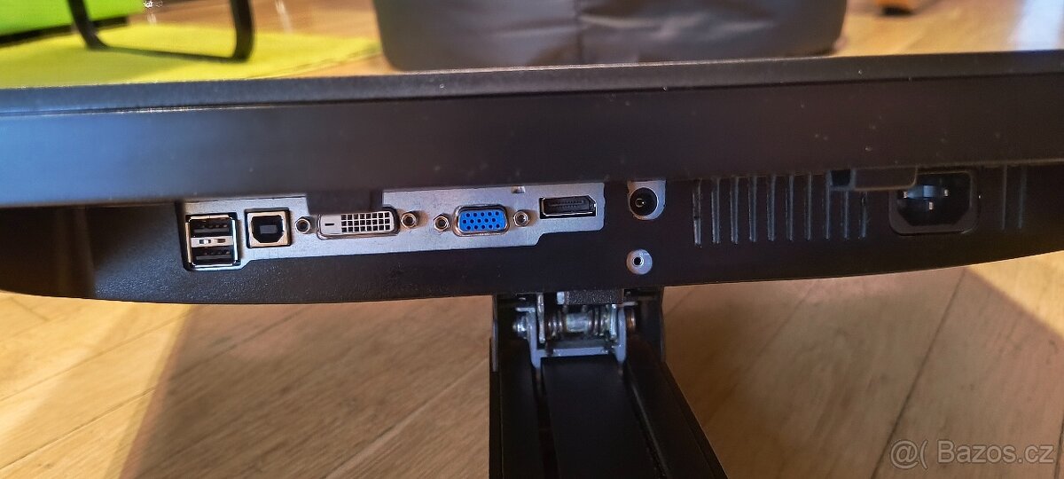 LCD monitor Dell 0Y57VF - 9