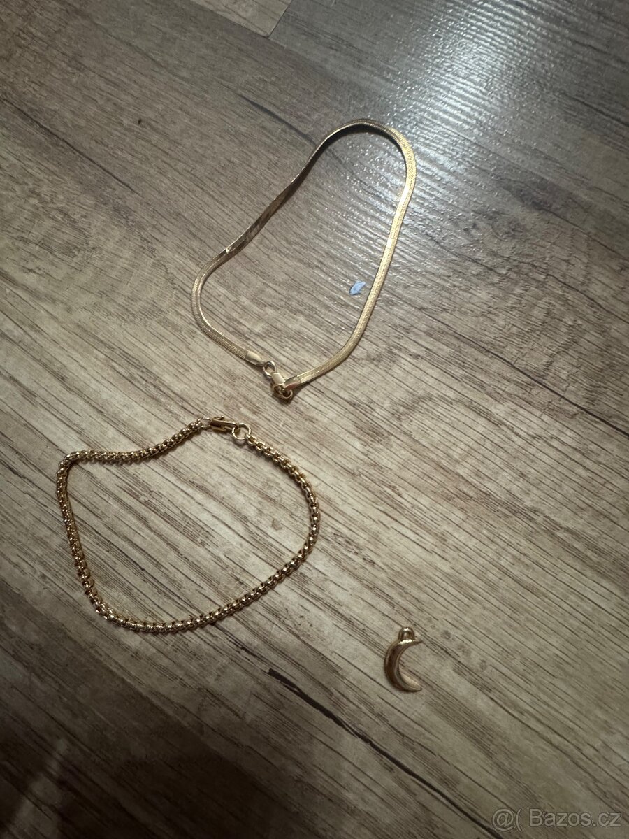 Korálky, náhrdelník, náramky - 9