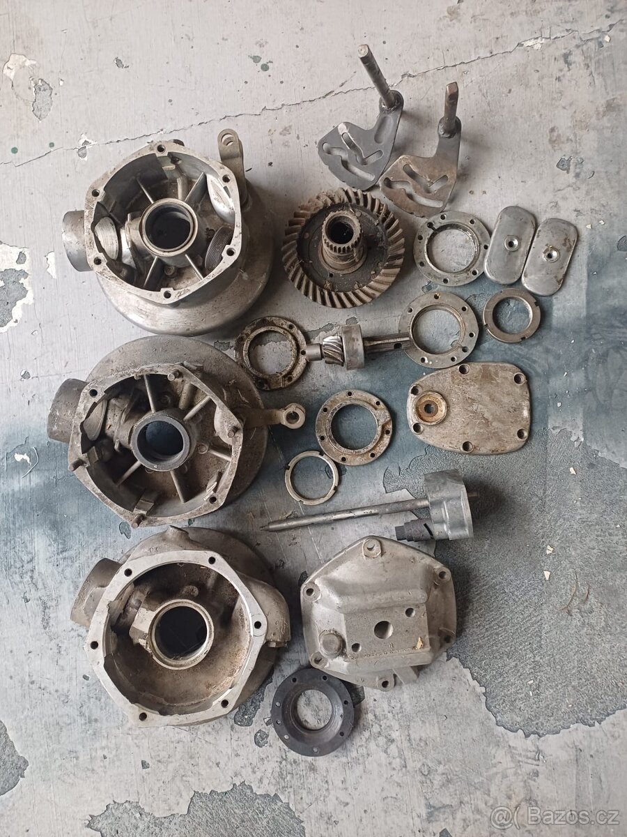 Prodám na motocykl M 72 různé náhradní d - 9