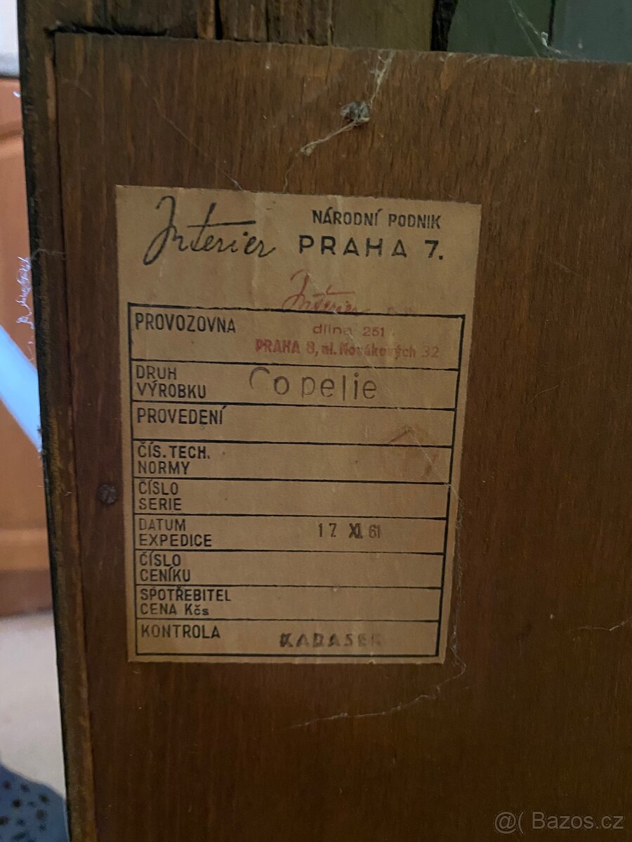 Starožitné rádio s gramofonem Tesla Copélia - 9