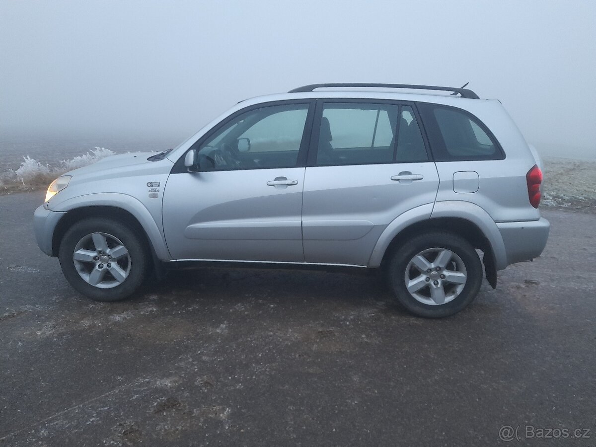 Toyota rav4 2.0 - 9