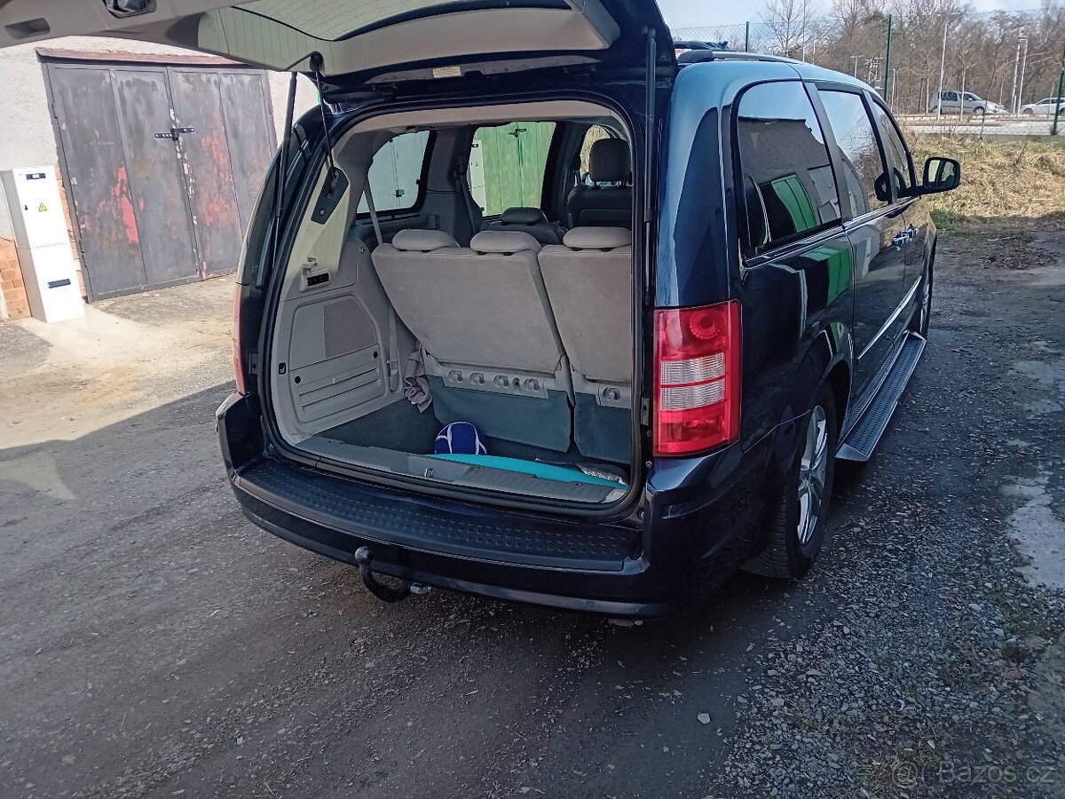 Chrysler Grand Voyager - 9