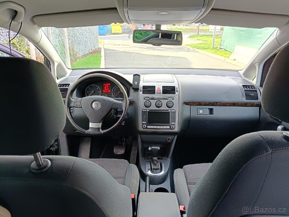 VW TOURAN 2.0TDI AUTOMAT STK - 9
