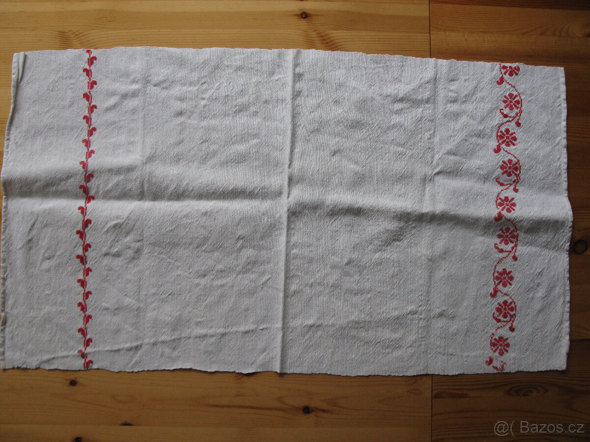 Velikonoční ubrus,hrníček,dečky,sklo,porcelán - 9