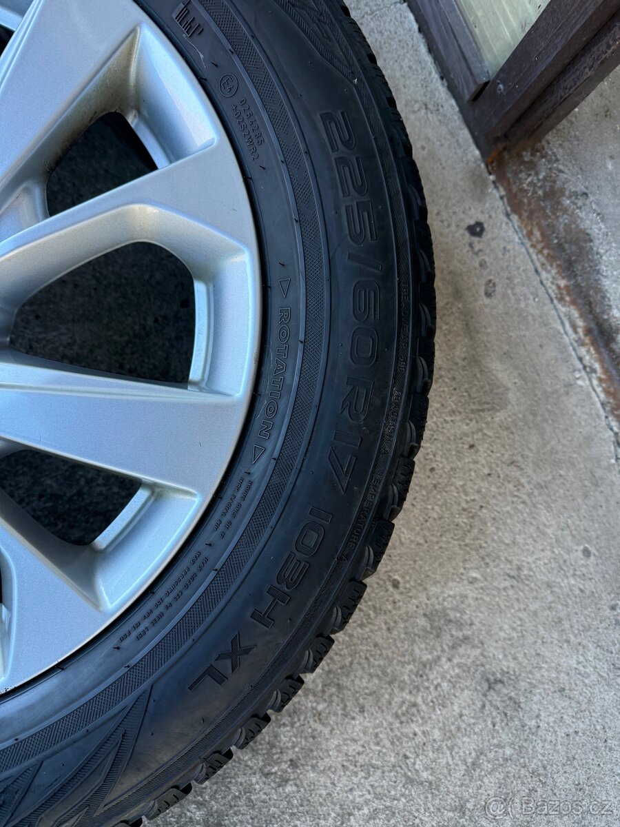 Alu kola Hyundai 5x114,3 R17 zimni Nokian 225/60/17 - 9