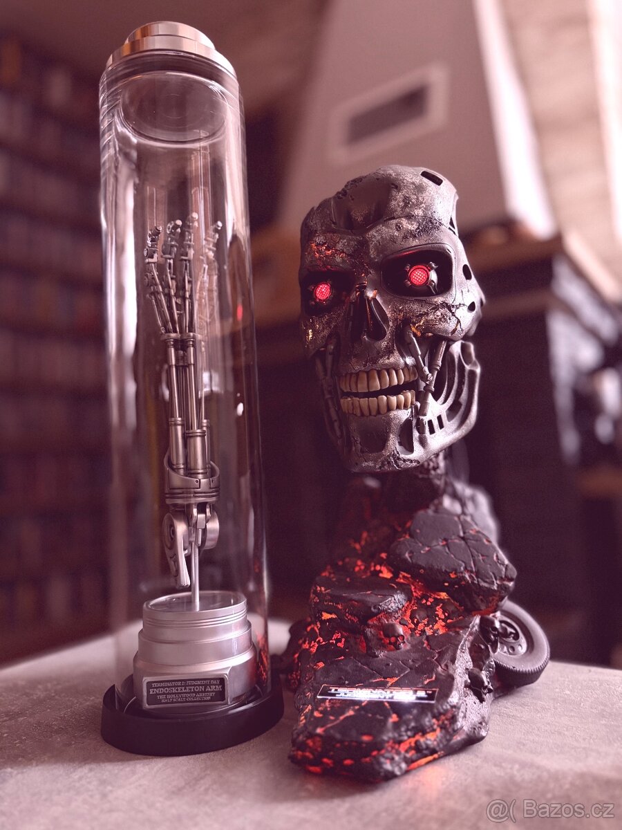 Terminator 2: Judgment Day - Endoskeleton Arm 1:2 Sideshow - 9