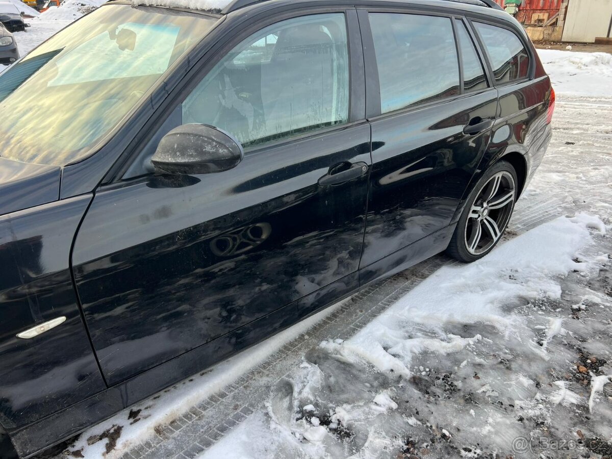 BMW e91 318d M47 Navi, ALU kola, dpf - 9