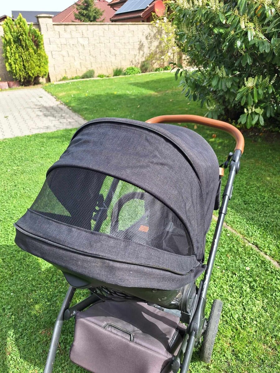 Prodám kočárek ROAN 6999 Kč - 9