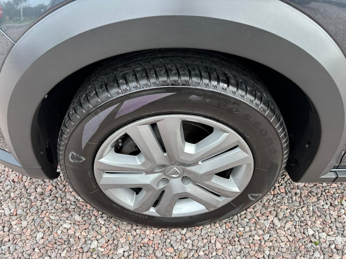 Dacia Jogger, 1.0 TCe Comfort 7 míst - 9