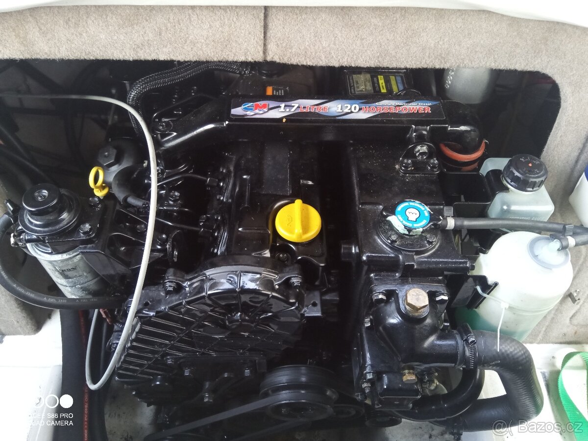 Bayliner Capri 602 diesel - 9